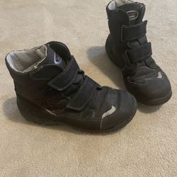 Boys Winter Boots EUR Size 37 = Size 5