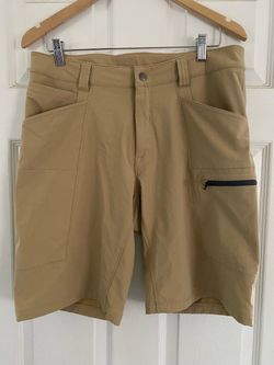 The North Face Men’s Cargo Shorts Size 32 Color Tan