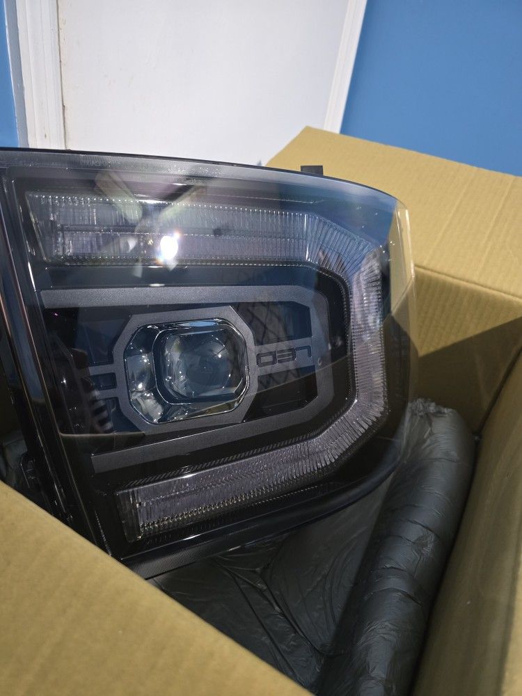 Silverado Headlights Morimoto