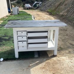Work Table /Island