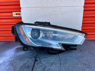 2017-2020 Audi A3 RIGHT PASSENGER -Side Xenon HID Headlight OEM