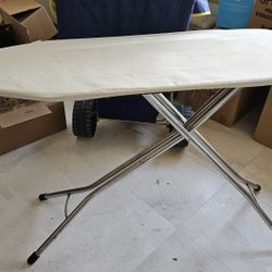 Big ironing  Board.  