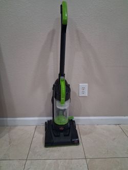 Bissell powerForce vacuum cleaner