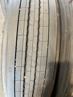 LP22.5 Trailer Tire