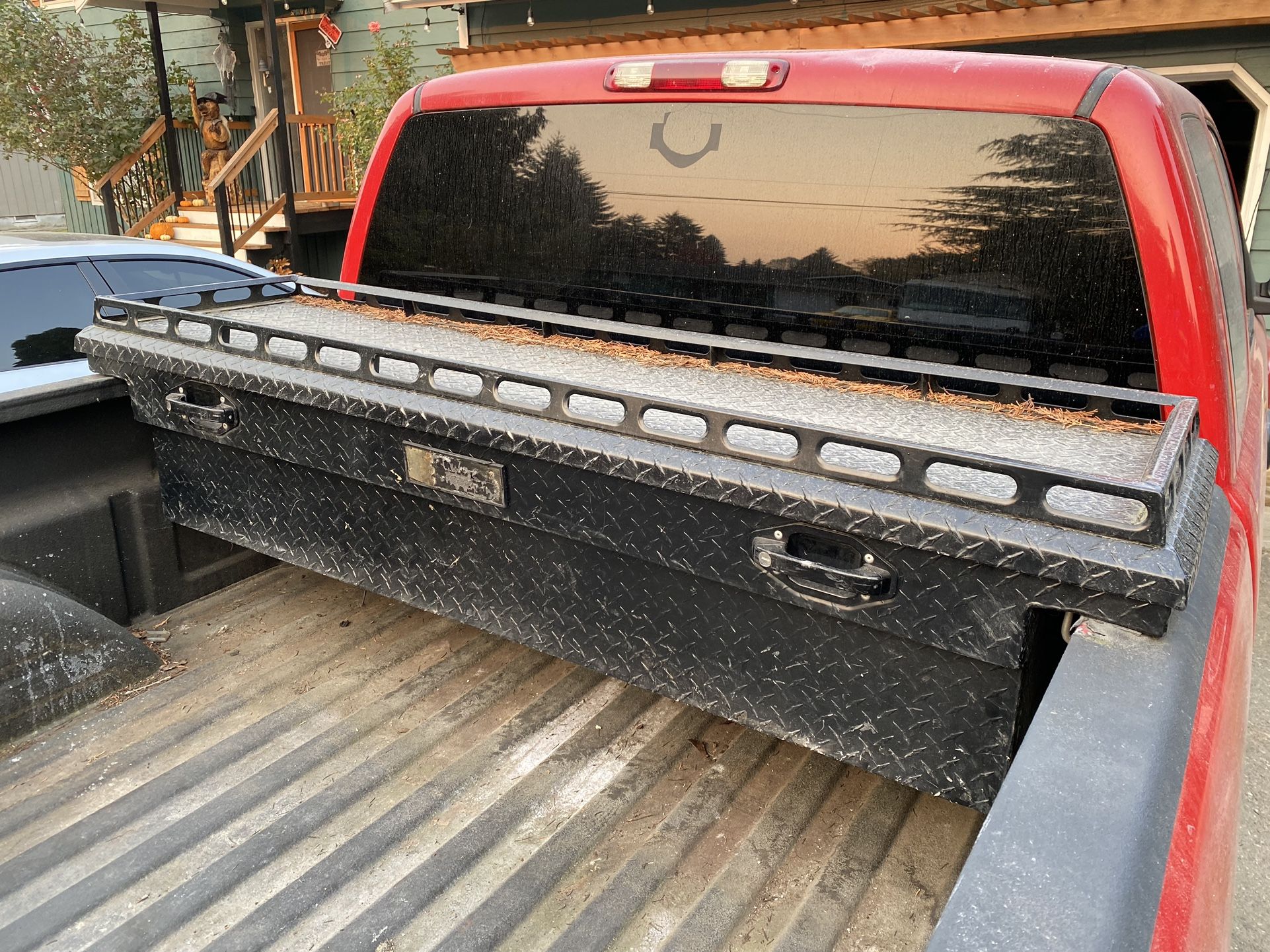 Full Size Truck Bed Tool Box 