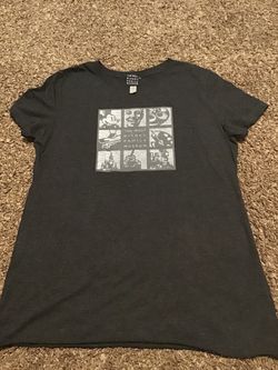 Womens Large Disney tshirt