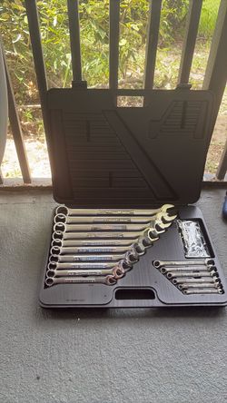 Craftsman 44137 11pc SAE Combination Wrench Set 1/4-1-1/8 Alloy Case