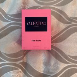 Valentino Perfume 