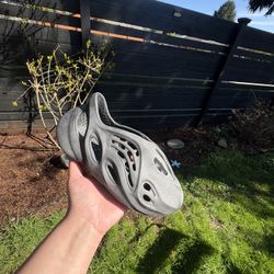 Yeezy Foam Runners Size 7