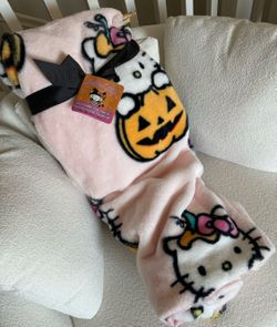 Hello Kitty Pink Pumpkin Halloween Fur Blanket