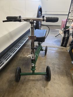 KneeRover Knee Scooter Walker