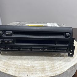 BMW Group Mini Cooper 2002 - 2006 Alpine Model CD53 R50 AM/FM Radio CD MP3 Player