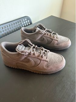 Nike Dunks Low Se (cave stone) size 12