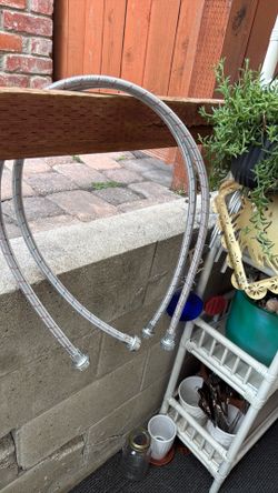 BRAND NEW HOT/COLD  CONNECTORS/HOSES