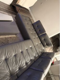 Gray Sectional Sofa – Good Condition