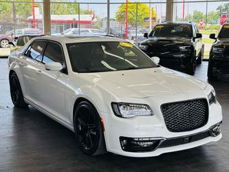 2023 Chrysler 300