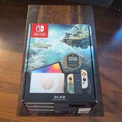 OLED Nintendo Switch: Tears of the Kingdom Edition