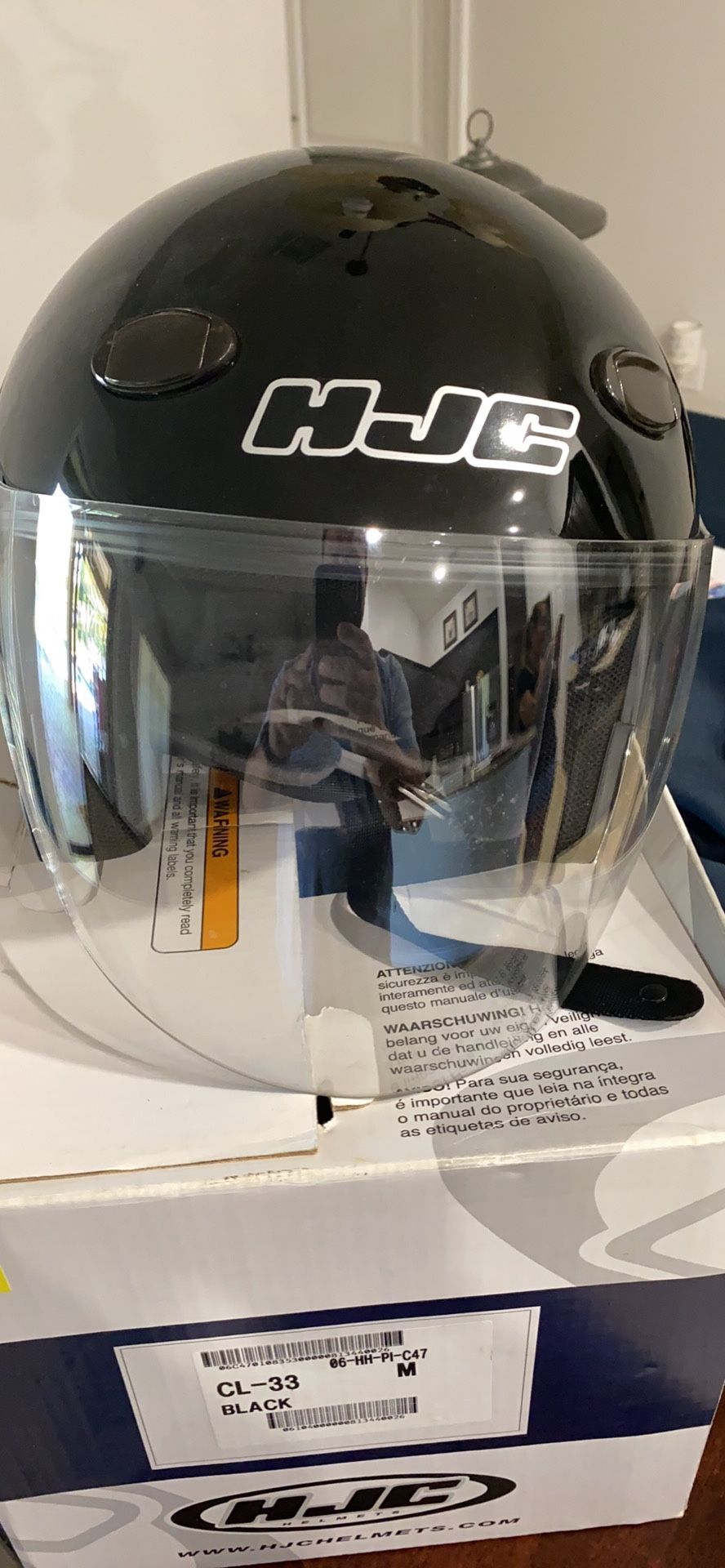Motorcycle helmet