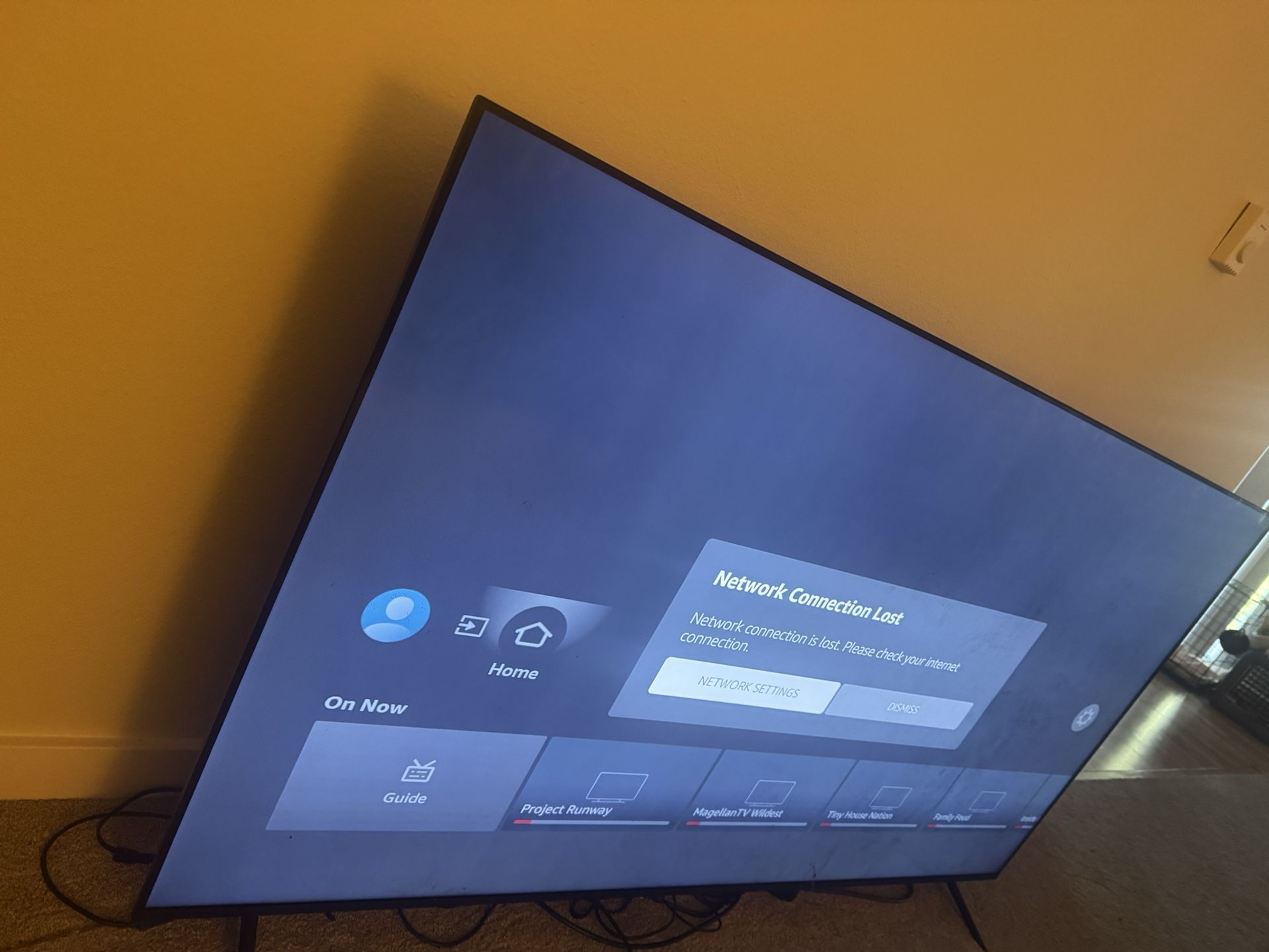 Insignia Amazon Fire Tv 60-65"
