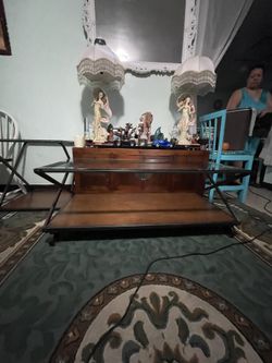 3 glass table tops and 2 wooden 2 drawer organizers