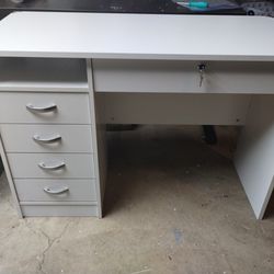 Vanity Desk Table (Cosmetic Damage Pic#6