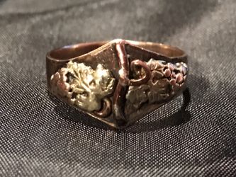 14k solid gold California gold ring size :9. Grams:3.6