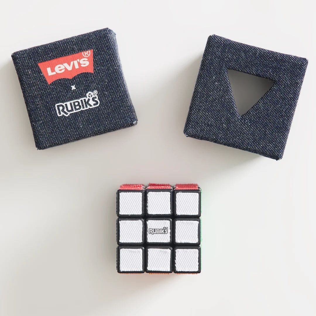 Rubik's Cube x Levi's Jeans Multicolored Denim Spin Master NEW for