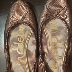 Womens Flats Size 8