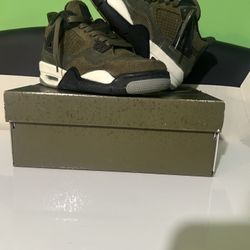 AIR JORDAN 4 RETRO SE CRAFT GS (SIZE 4)