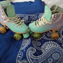 Skates 