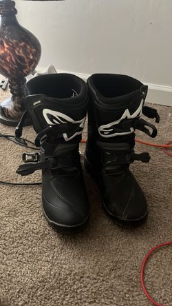 Alpinestars Belize Drystar motorcycle boots