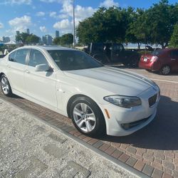2011 BMW 528i