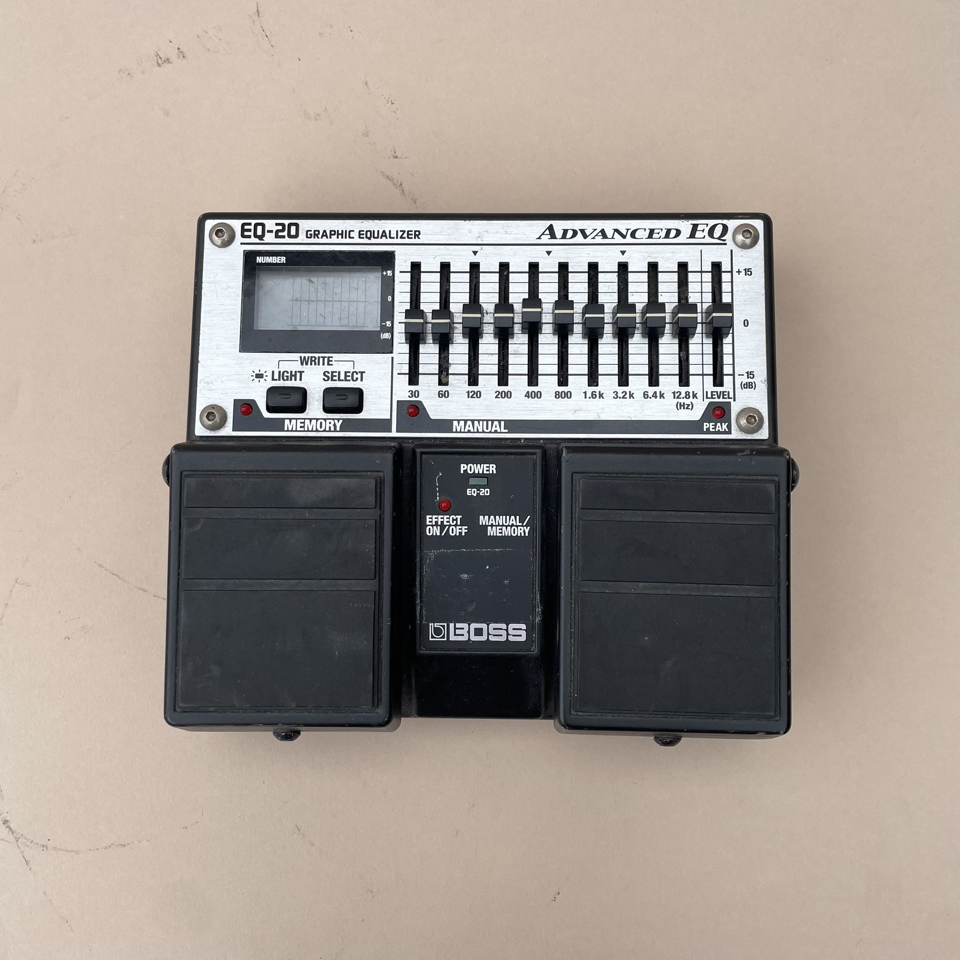 BOSS EQ 20