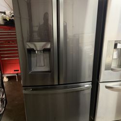 Kenmore Refrigerator 