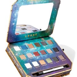 Lorac disney they pirates of the Caribbean eyeshadow palette