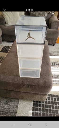 Jordan jumpman acrylic shoe box+3 stackable clear acrylic display shoe box case
(Shoes not included)
