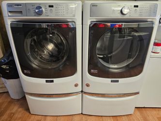 Nice set front load washer and gas dryer maytag