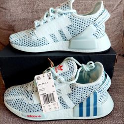 Size 6 Women's - Brand New Adidas NMD_R1 V2 Shoes 