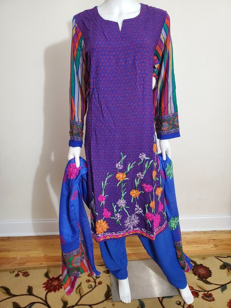 Pakistani Shalwar Kameez Linen Embroidery Stitched XL