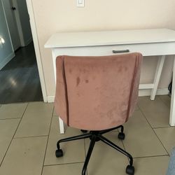 Table Desk And Office Chair 