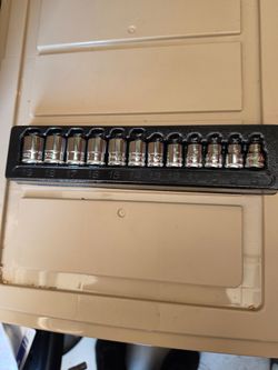 Socket set