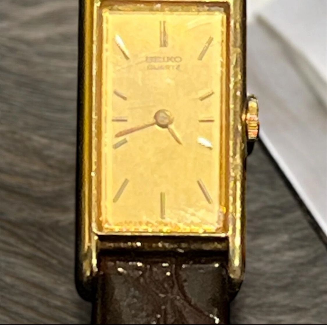 Vintage Seiko Quartz Watch 2E20 6120 Gold Tone Rectangular NOS Japan Unworn