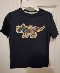 Boys Tshirt New!