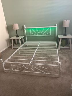 Platform Queen Size Bed