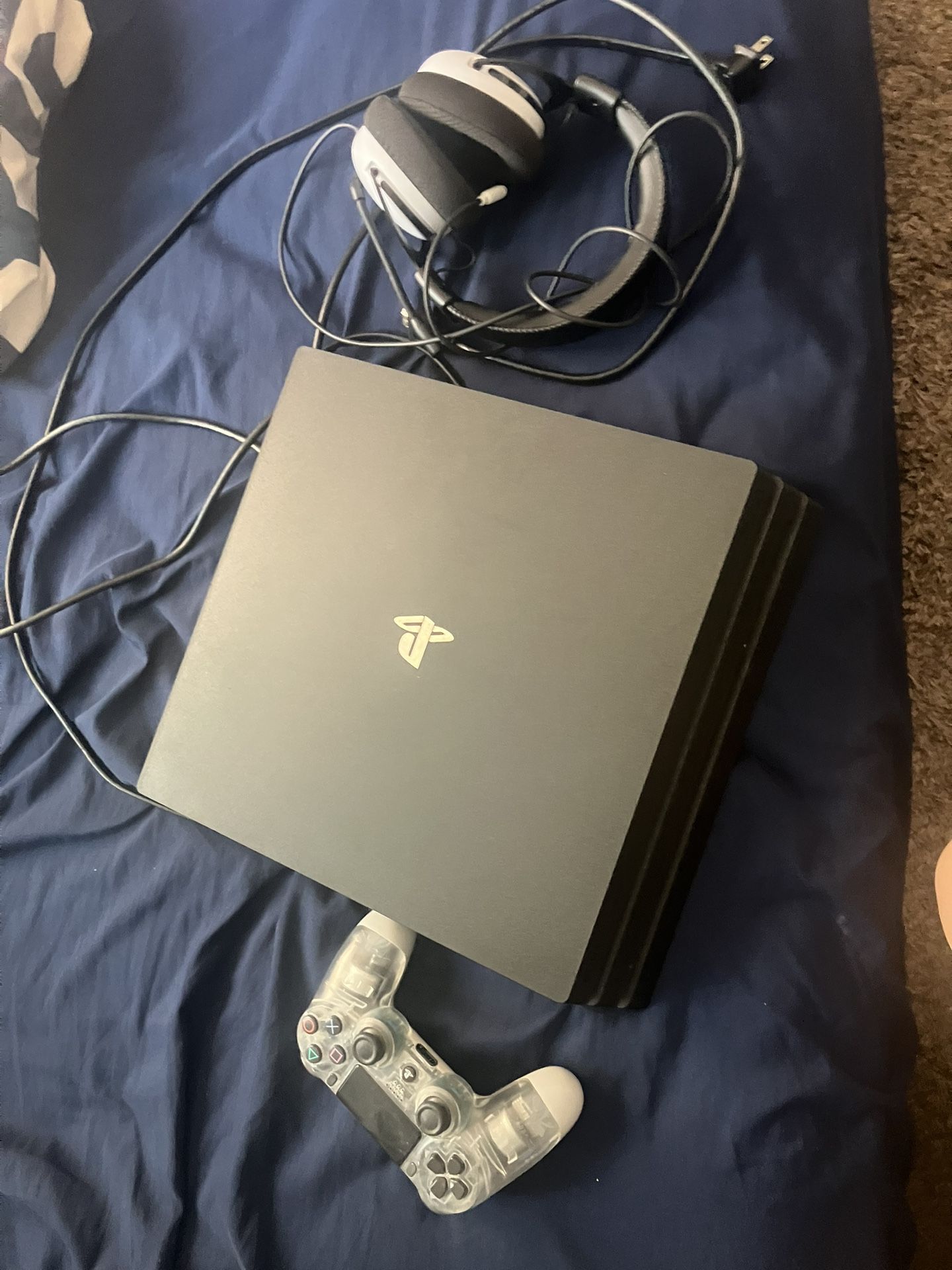 Ps4, Controler and Headset