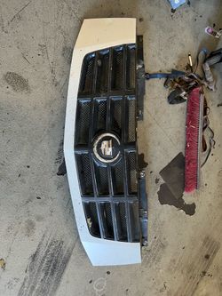 2007 Escalade front grill