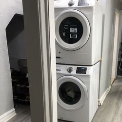 Samsung Washing Machine And Gas Dryer Set 