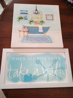 Set of bathroom wall art