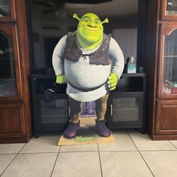 Shrek PARTY decor 