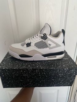 Size 10 - Jordan 4 Retro Mid Military Black